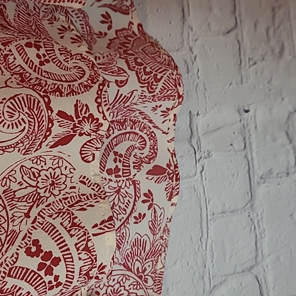 Knox Rose Size Small Sleeveless Cream Red Paisley Cottage Top Blouse - Picture 4 of 6